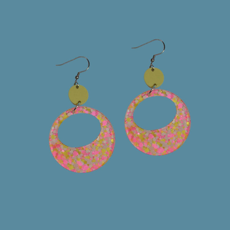 Pattern Dangles