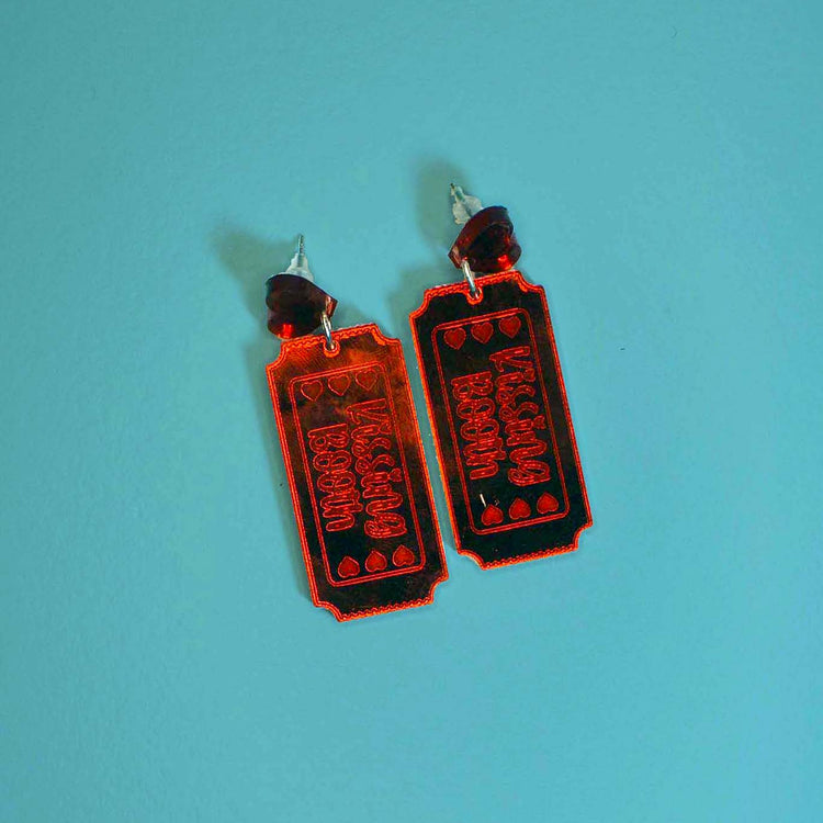 Kissing Booth Earrings