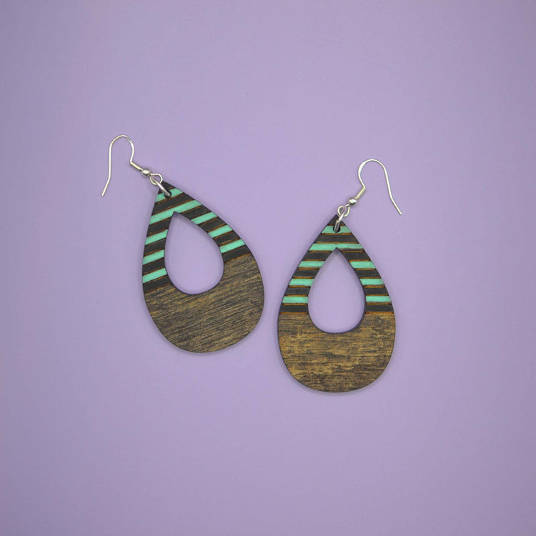 Hollow Striped Teardrop Earrings