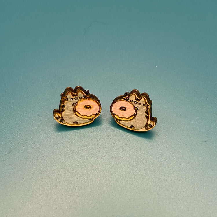 Kitty Studs